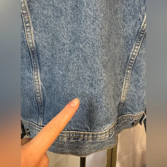 Old Navy Blue Jean Jacket with Colorful Embroidery - Picture 6 of 9